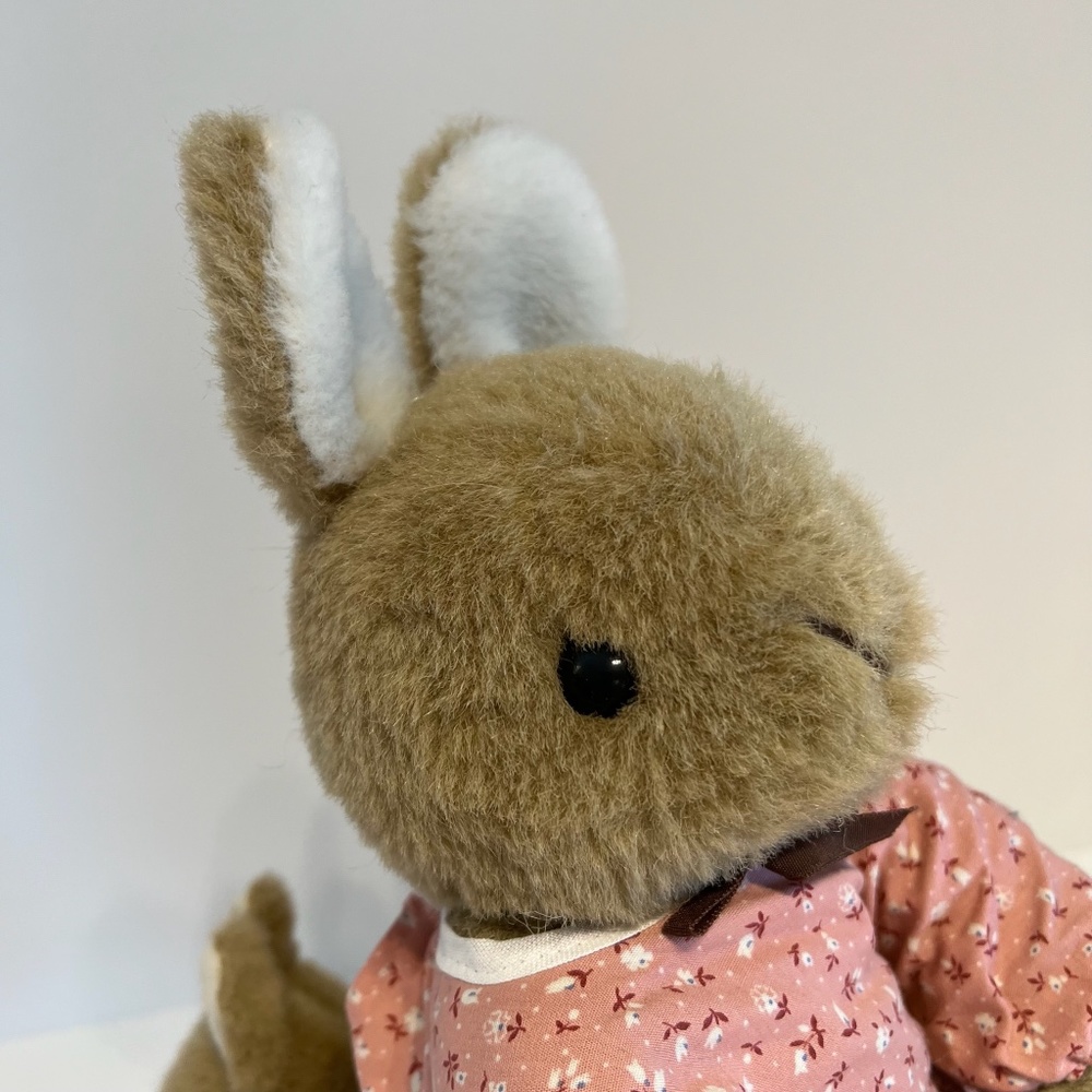 Vintage Charm Plush Mommy With Two Baby Bunnies Stuffed Toy - Picture 8 of 11